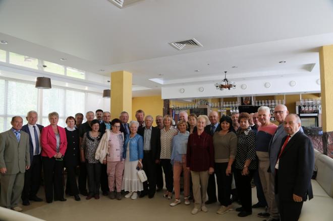 Луиза Носкова поздравила тюменских ветеранов спорта с Днем физкультурника