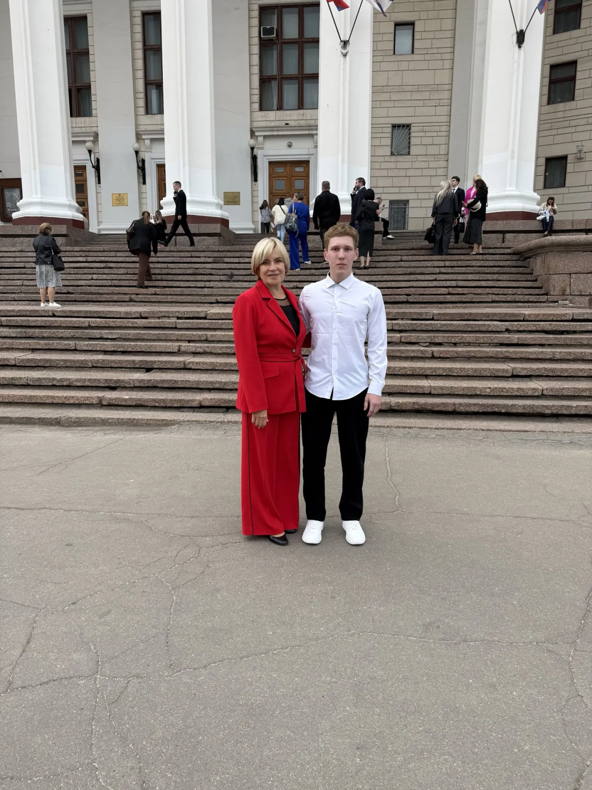 Дмитрия Поротникова наградили на церемонии награждения Национальной премии патриотического творчества!