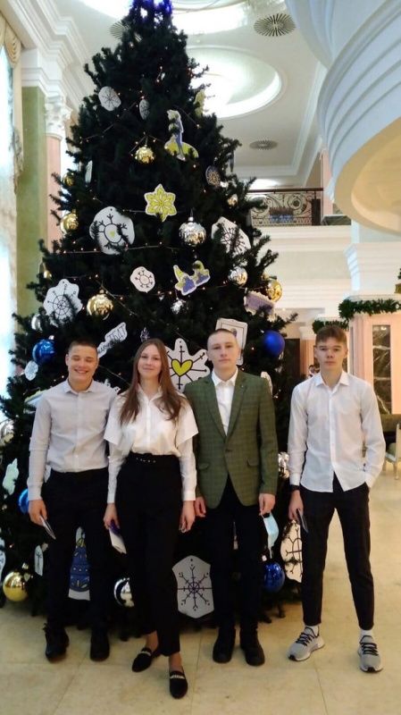 Талантливых тюменских спортсменов отметили на Губернаторской ёлке